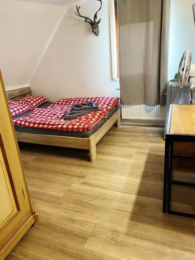 Hotel Waldhorn Stuttgart Bagian luar foto