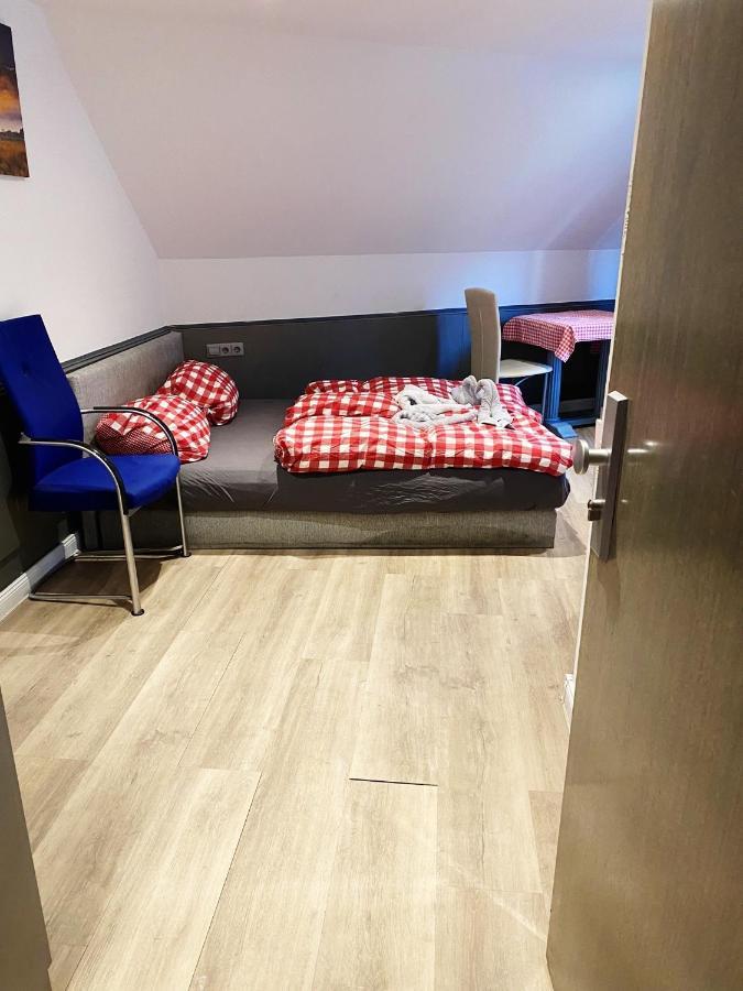 Hotel Waldhorn Stuttgart Bagian luar foto