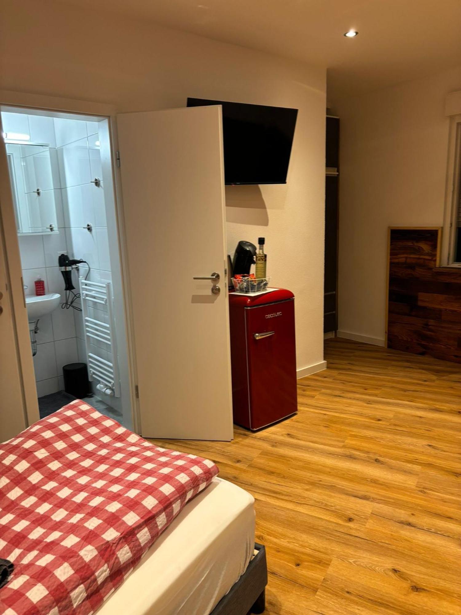 Hotel Waldhorn Stuttgart Bagian luar foto
